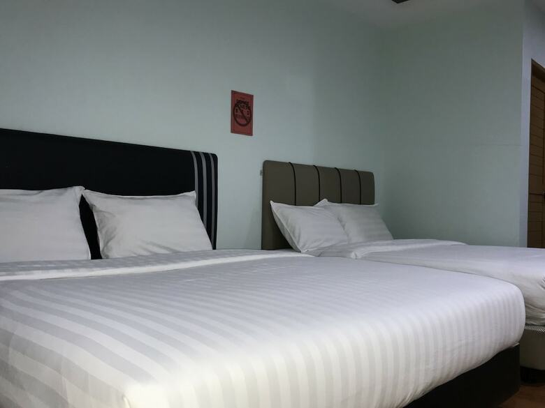 Hotel Oyo 89855 Salim Room