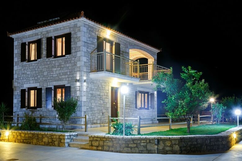 Glyfada Villas 3