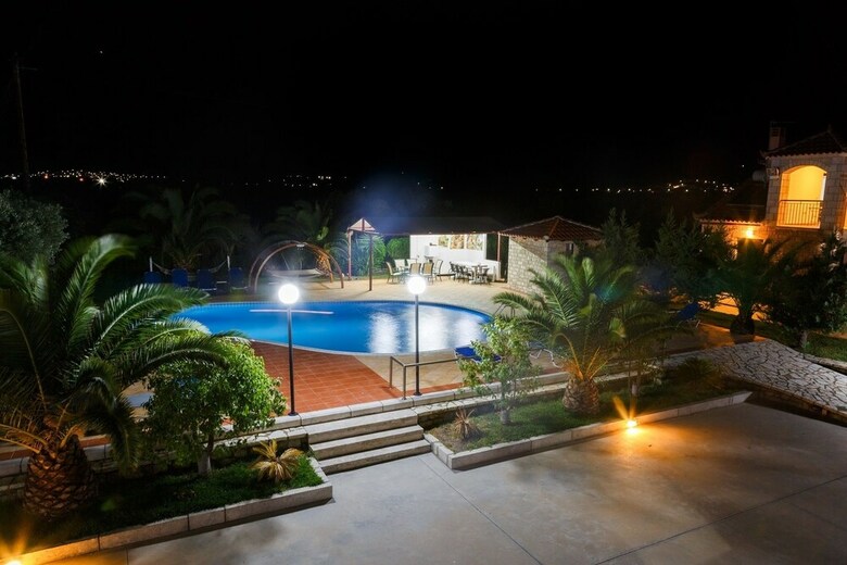 Glyfada Villas 2