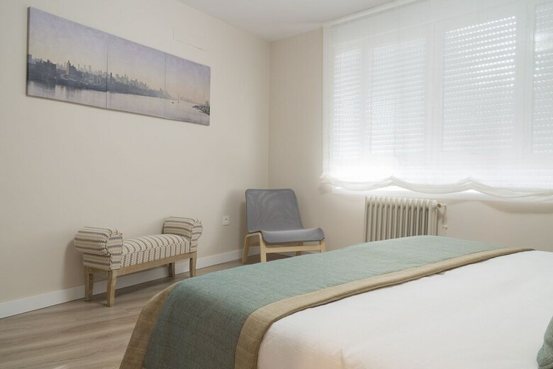 Tuguest Ganivet Apartment