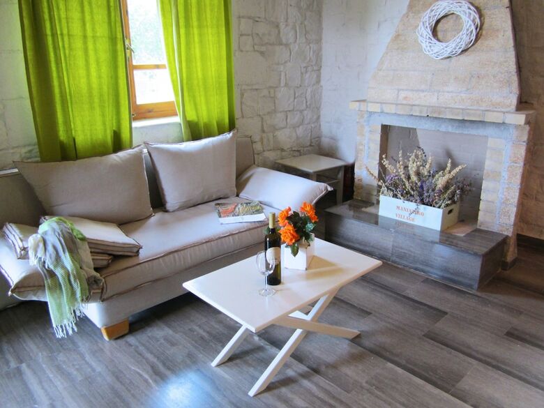 Apartamentos Maniatiko Village