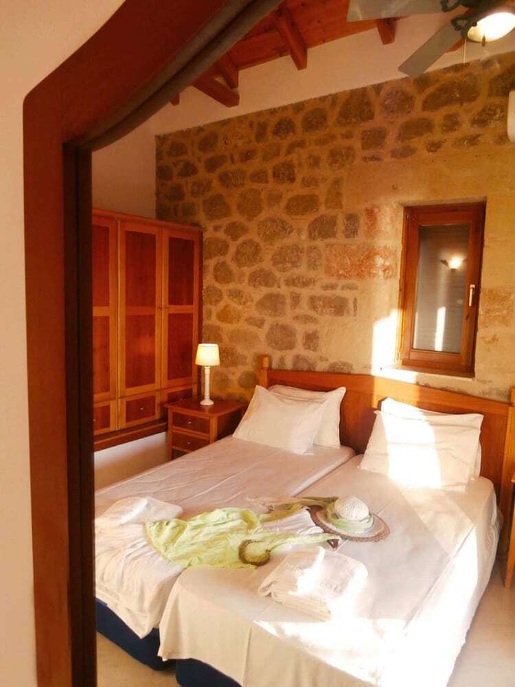 Apartamentos Maniatiko Village