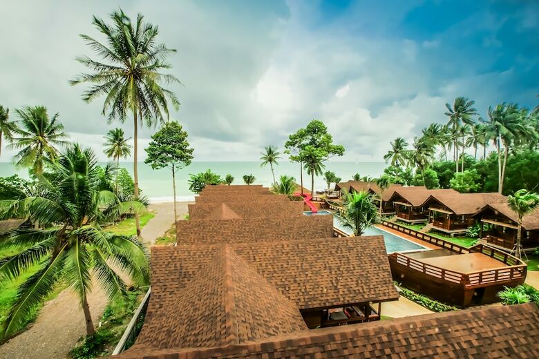 Hotel Khanom Cabana Beach Resort