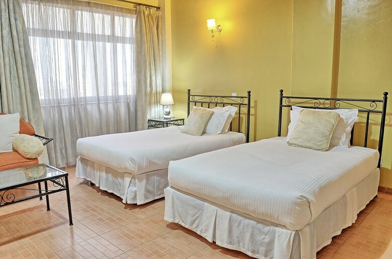 Apartamentos Space International