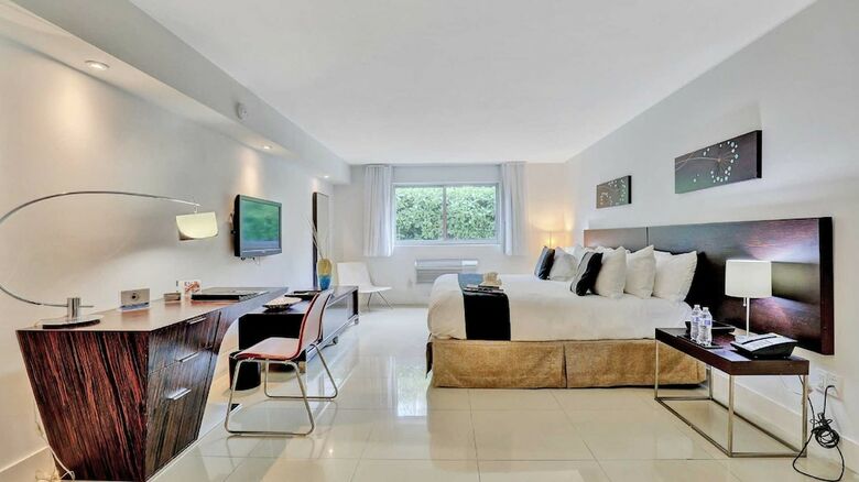Quarzo Boutique Hotel ? Bal Harbour