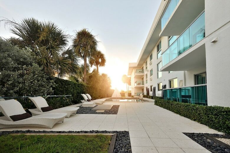 Quarzo Boutique Hotel ? Bal Harbour