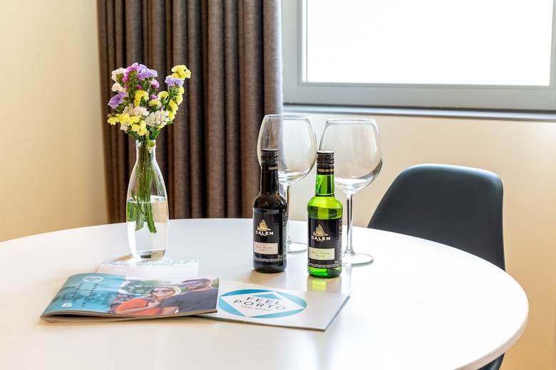 Feel Porto Code�al Apartments