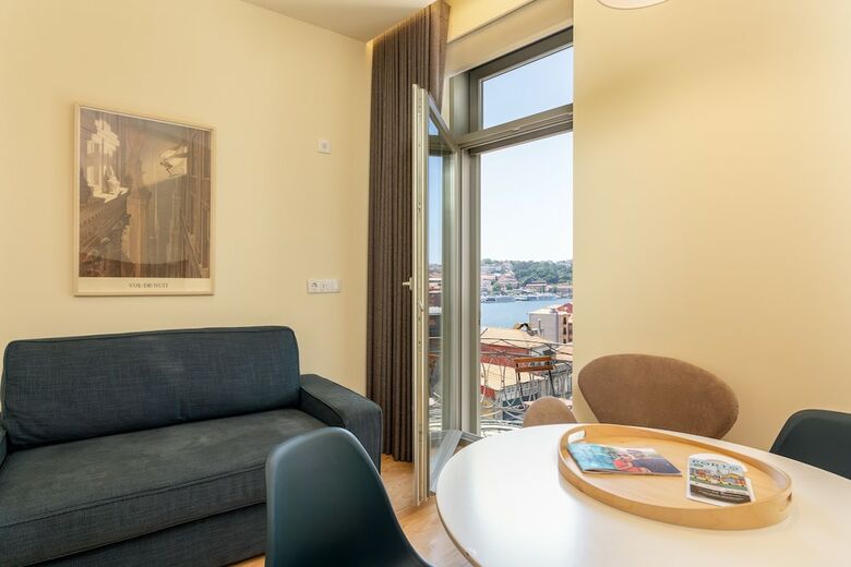 Feel Porto Code�al Apartments