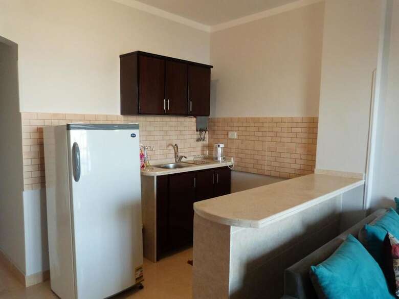 Aparthotel Luxor Plaza House