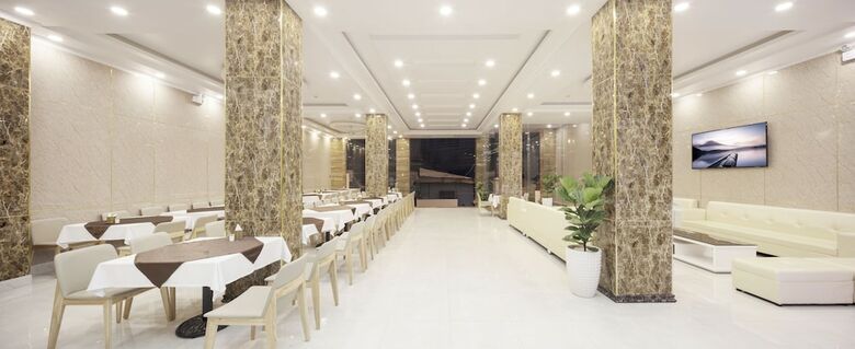 La Casa Hotel Nha Trang
