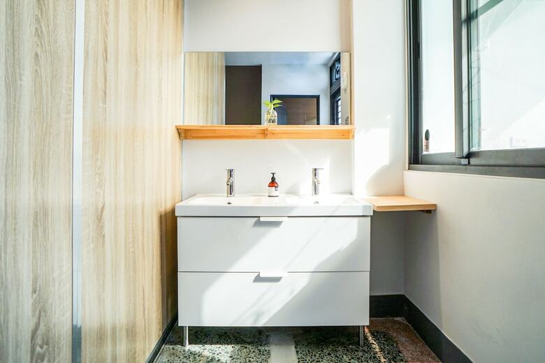 Hostal World Inn