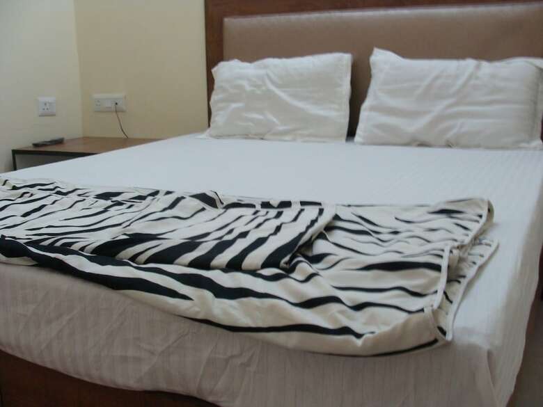 Hotel Abhinandan Grand