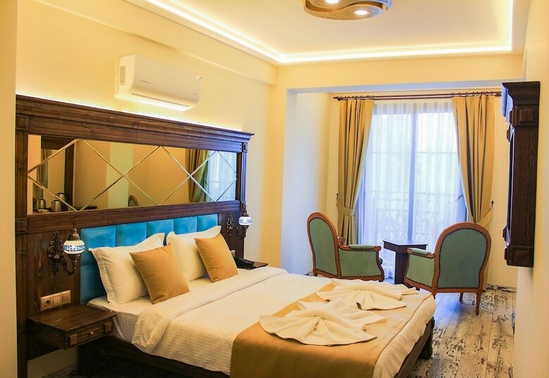 Reis Royal Hotel