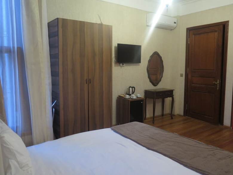 Nuray Hotel