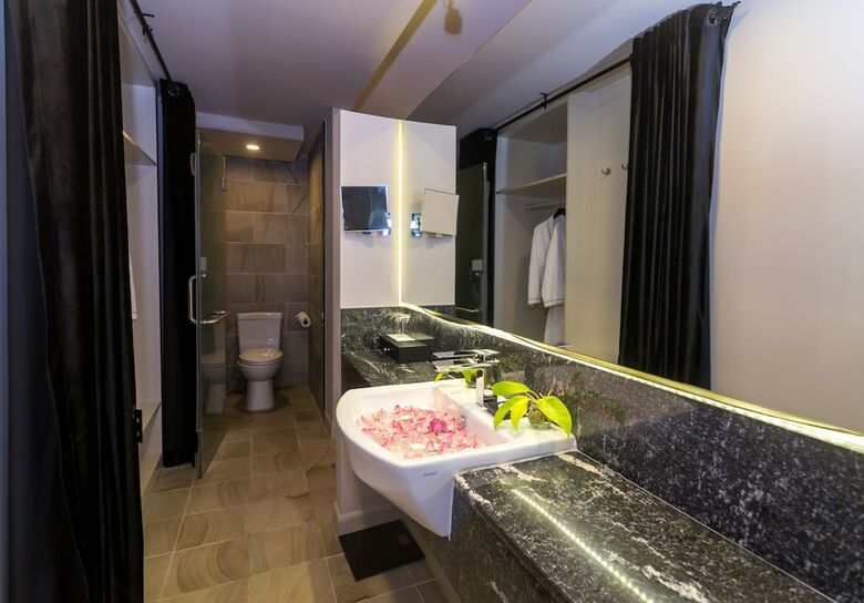Hotel Damrei Residence & Spa