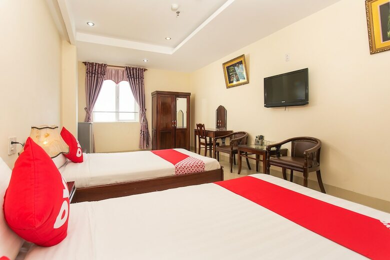 Oyo 375 Hoa Binh Hotel