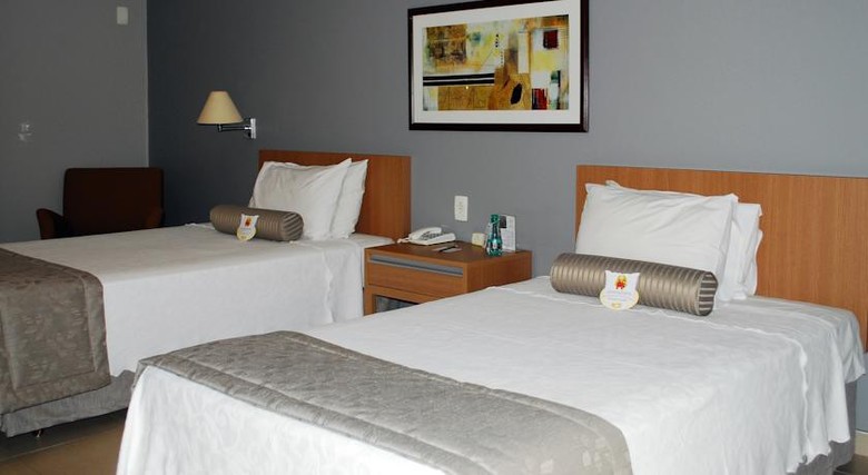 Hotel Comfort Suites Flamboyant