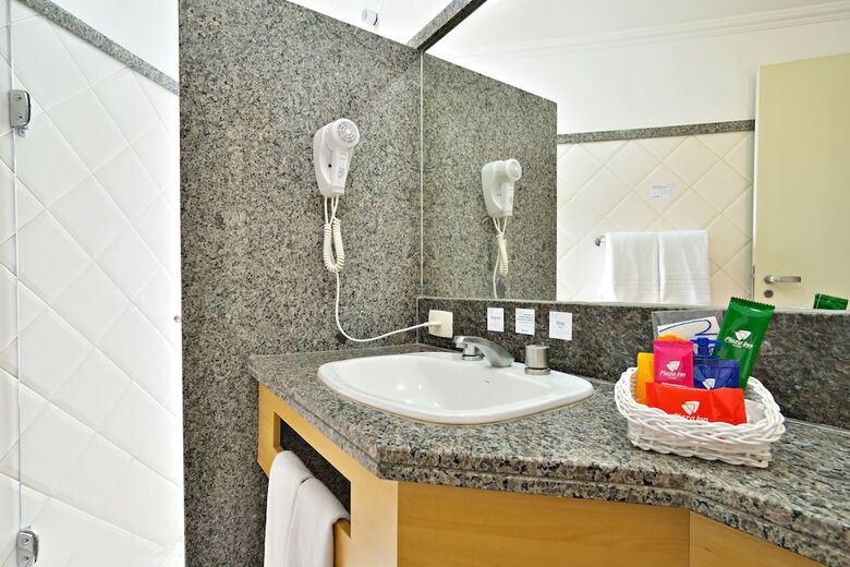 Hotel Plaza Inn Flat Araxa