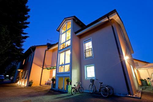 Hostal G�stehaus Guggenberger