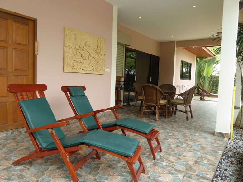 Tropicana Beach Villa At  Vip Resort