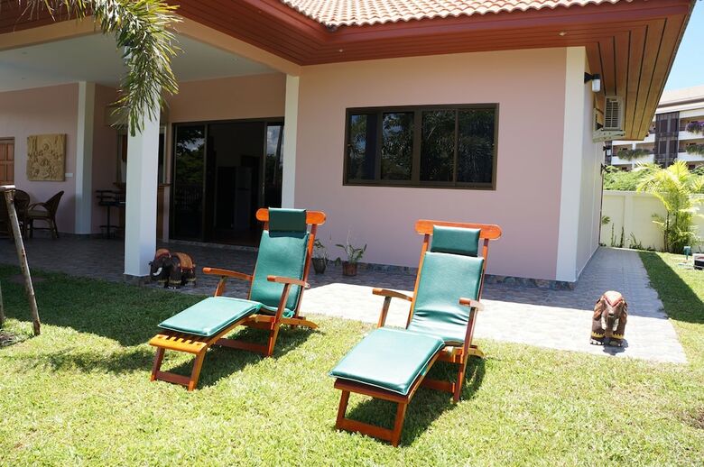 Tropicana Beach Villa At  Vip Resort