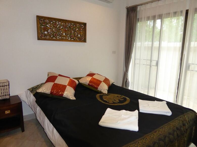 Tropicana Beach Villa At  Vip Resort
