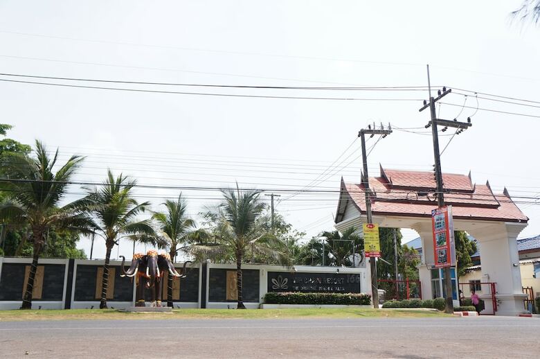 Tropicana Beach Villa At  Vip Resort