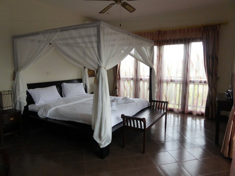 Tropicana Beach Villa At  Vip Resort