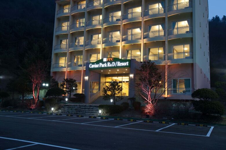 Hotel Caviar Park R&d Resort
