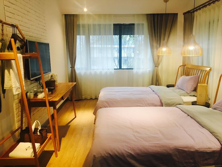 Hotel Bes Village Lichuan