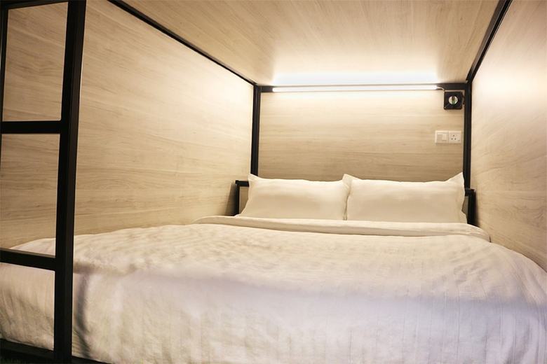 Hostal 1992 Capsule Hotel - Hostel