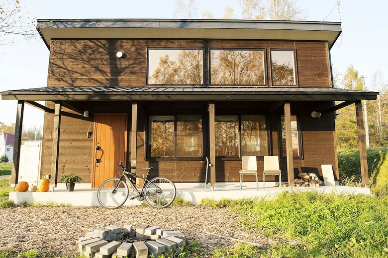 Moon Cabin