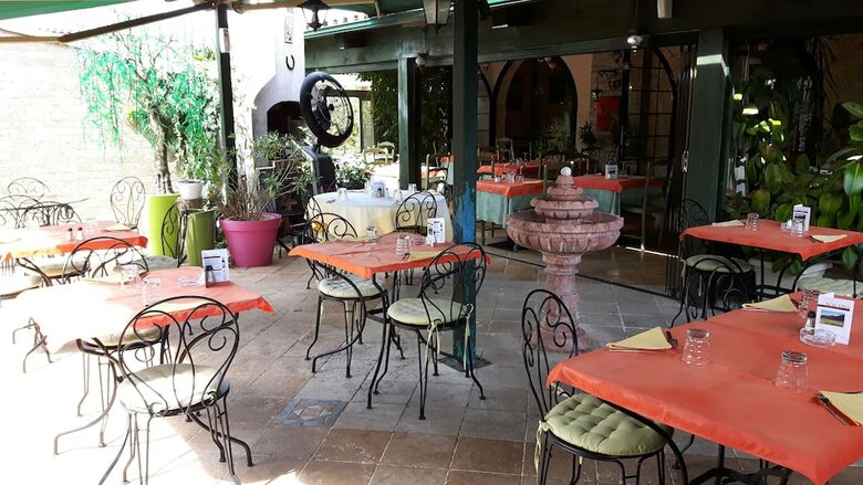 Hotel Auberge Les Ar�mes