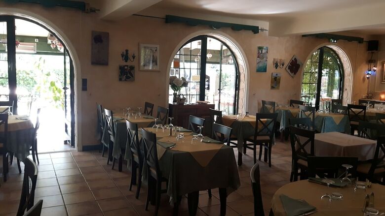 Hotel Auberge Les Ar�mes