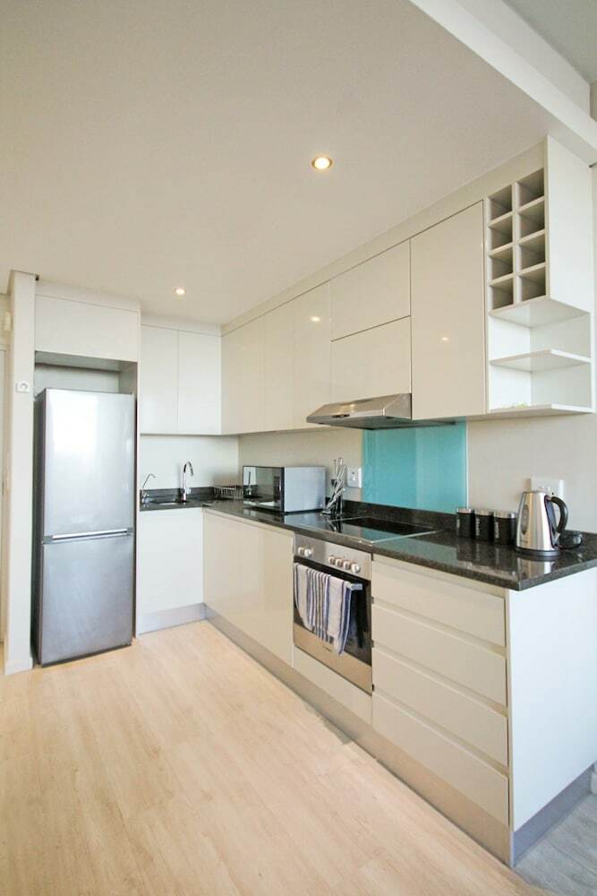 Lg8 Infinity Apartments
