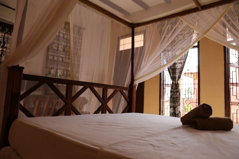 Bed & Breakfast Kigwedeni Villas