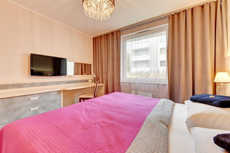 Uno Apartments