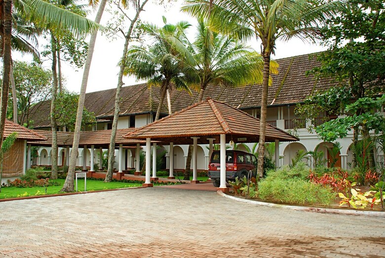 Hotel Lemon Tree Vembanad Lake Resort, Kerala
