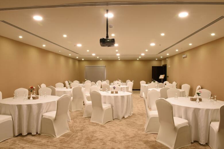 Garden Plaza Hotel