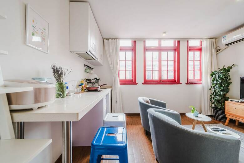 Cozy Apartment Best Location 302