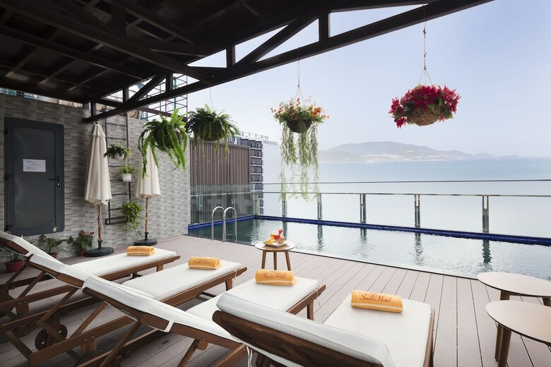 Smile Hotel