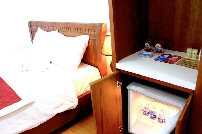 Phan Van Hotel