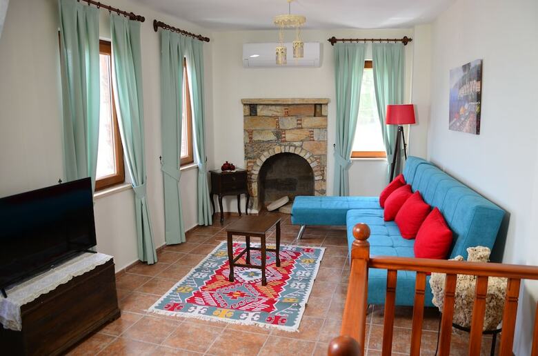 Villa Metis Stone Home