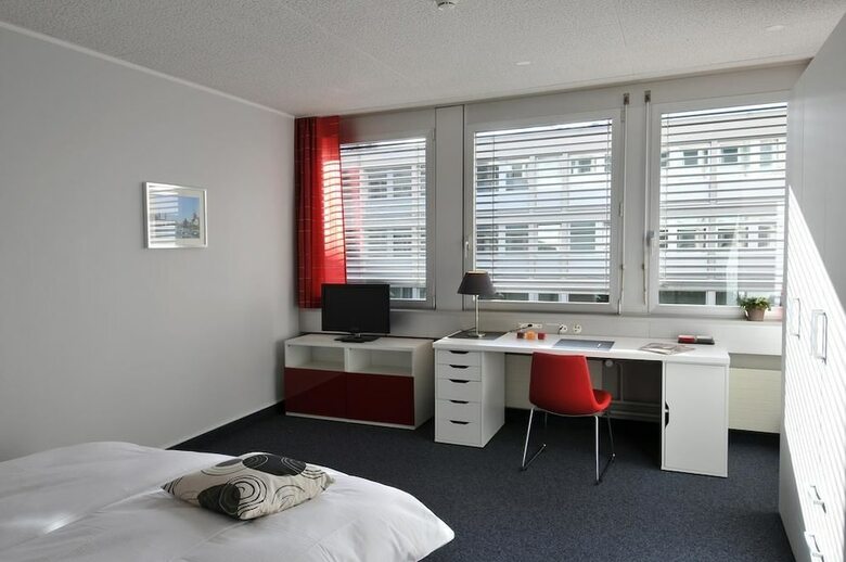 Primestay Self Check-in Hotel Seebach