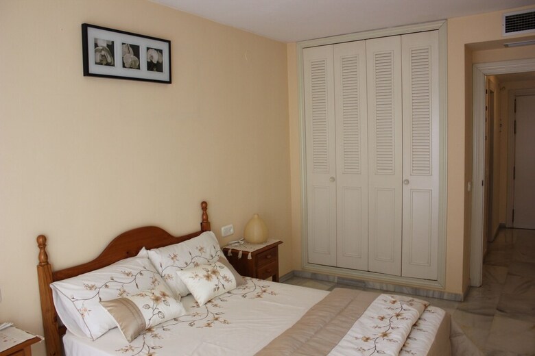Apartamentos M�laga Nostrum 4