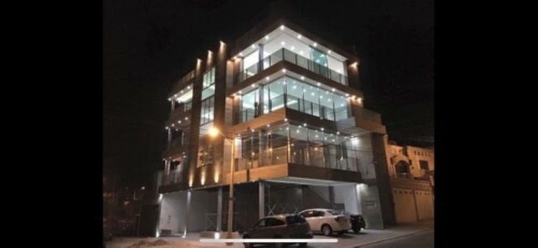 Aparthotel Suites La Gloria
