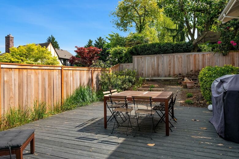 Seattle Vacation Home: Montlake 7 Bedroom