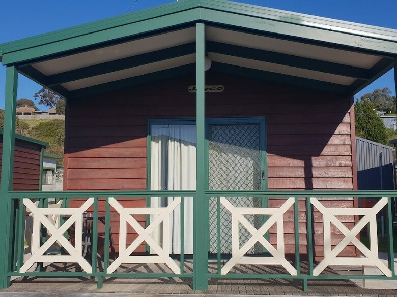 Cabana Riverglen Holiday Park