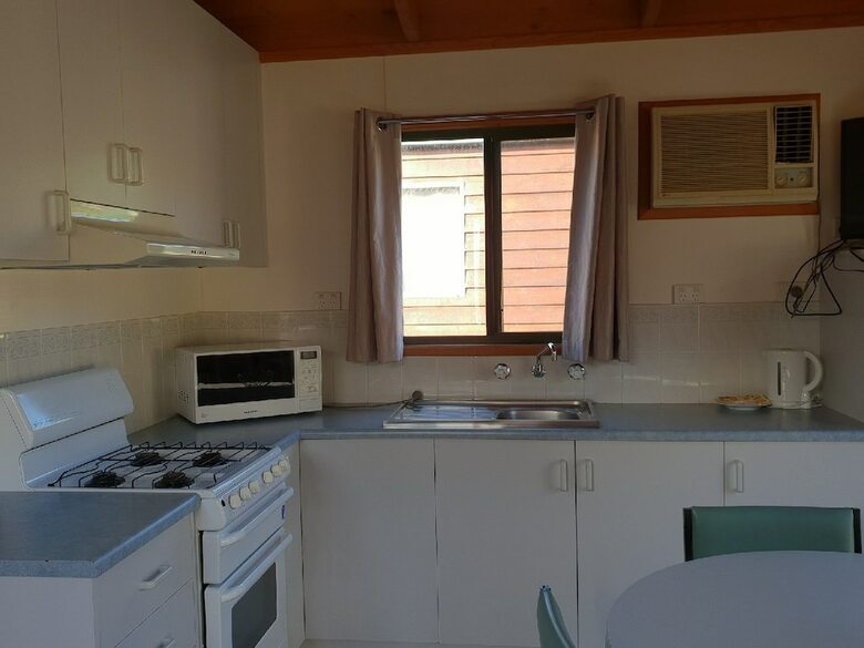 Cabana Riverglen Holiday Park