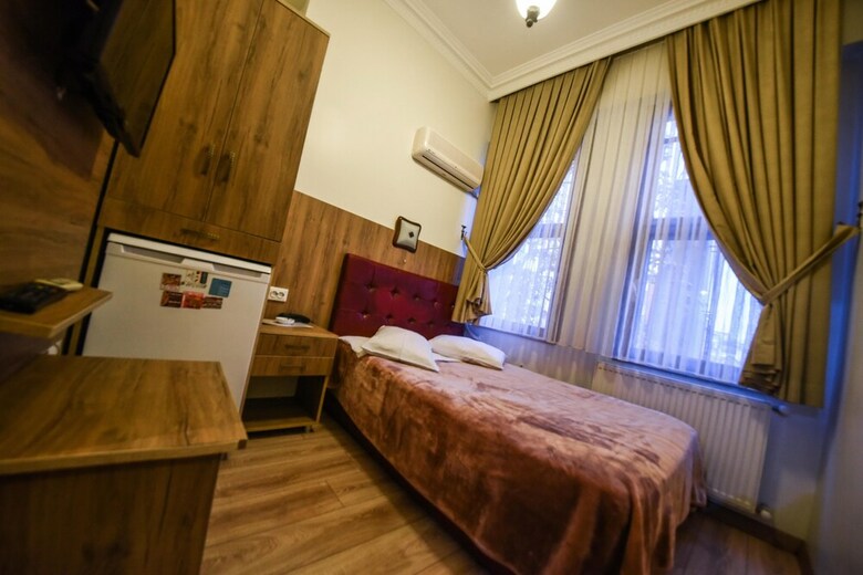 Bed & Breakfast Kosk Otel